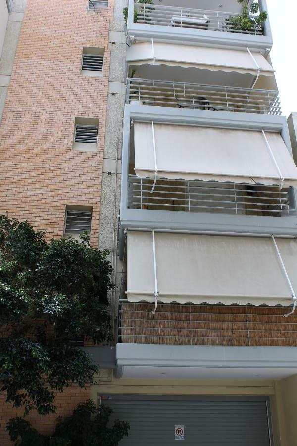 Cozy Studio Apartment In Pireus Bagian luar foto