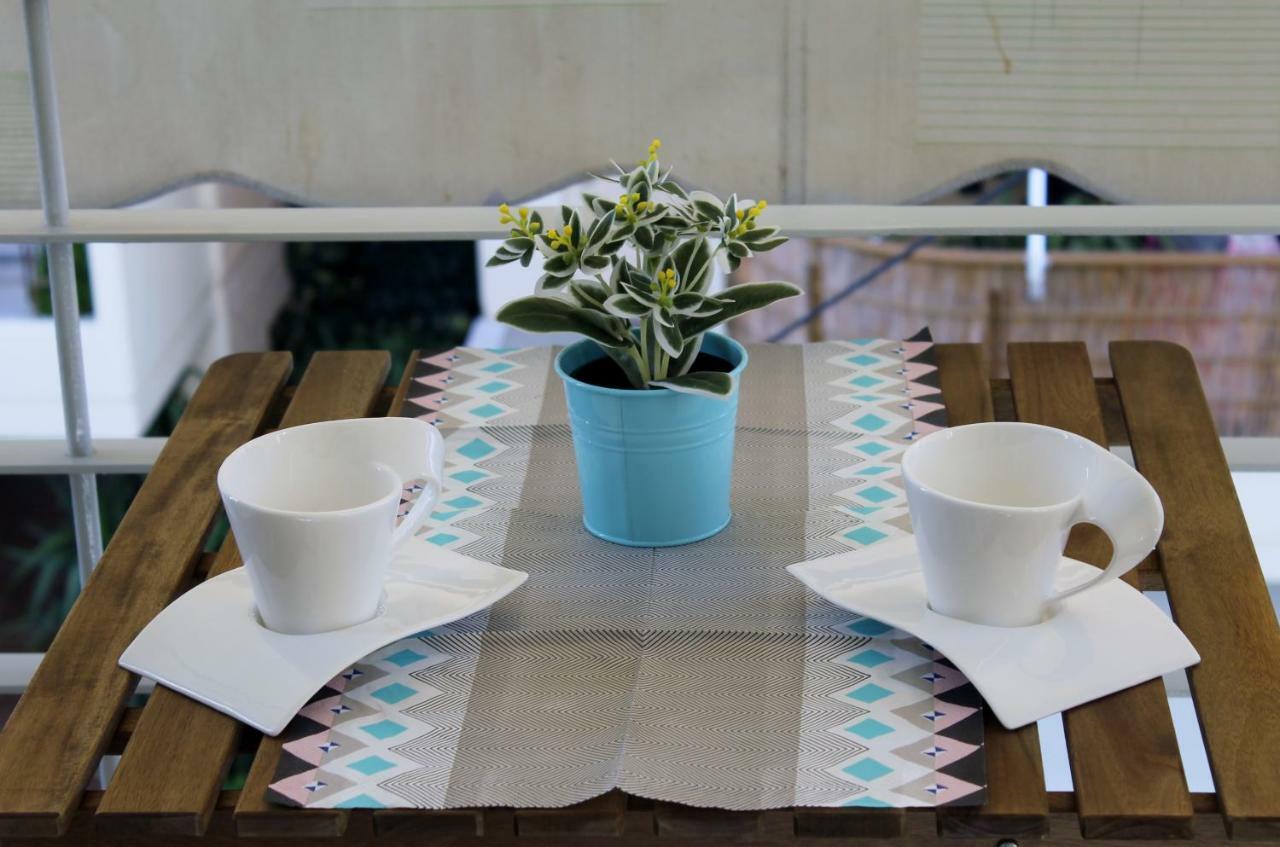 Cozy Studio Apartment In Pireus Bagian luar foto